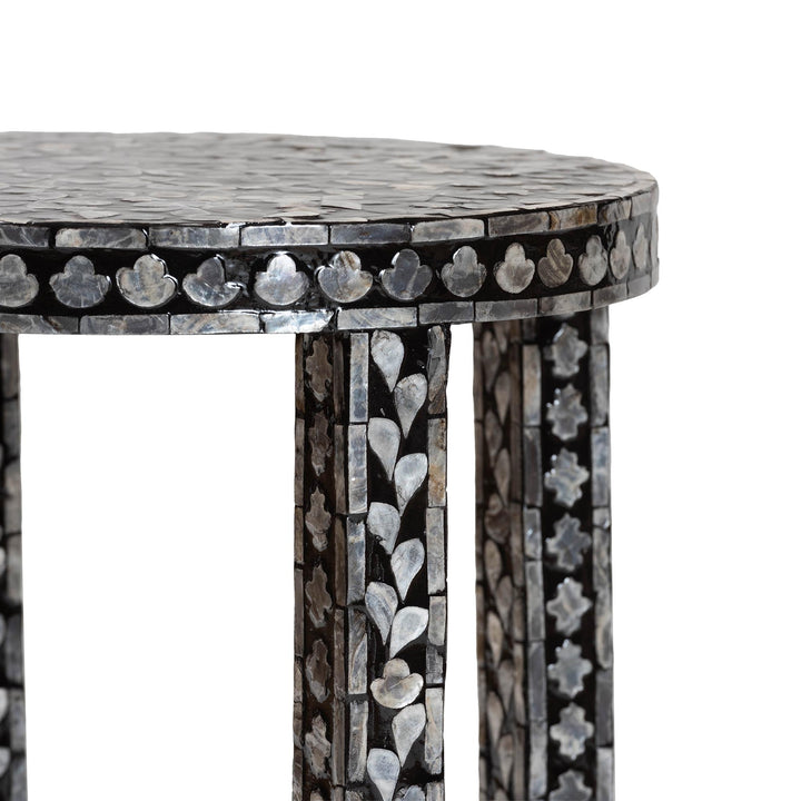 Bali & pari Elara Coastal Black and White Mother of Pearl Capiz Shell End Table