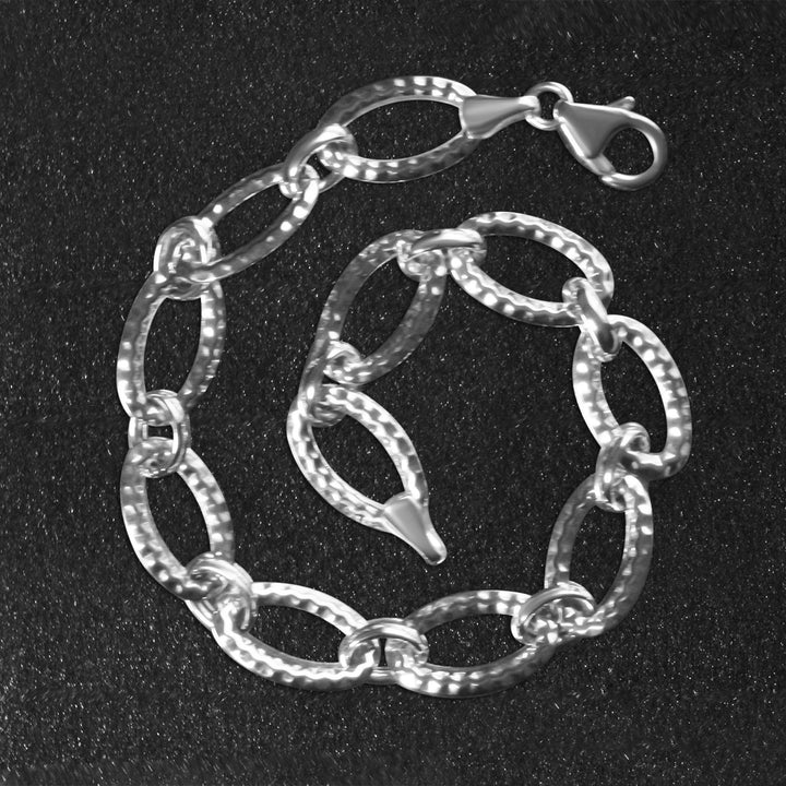 Textured Oval Link Bracelet in 14k White Gold (8.60 mm)