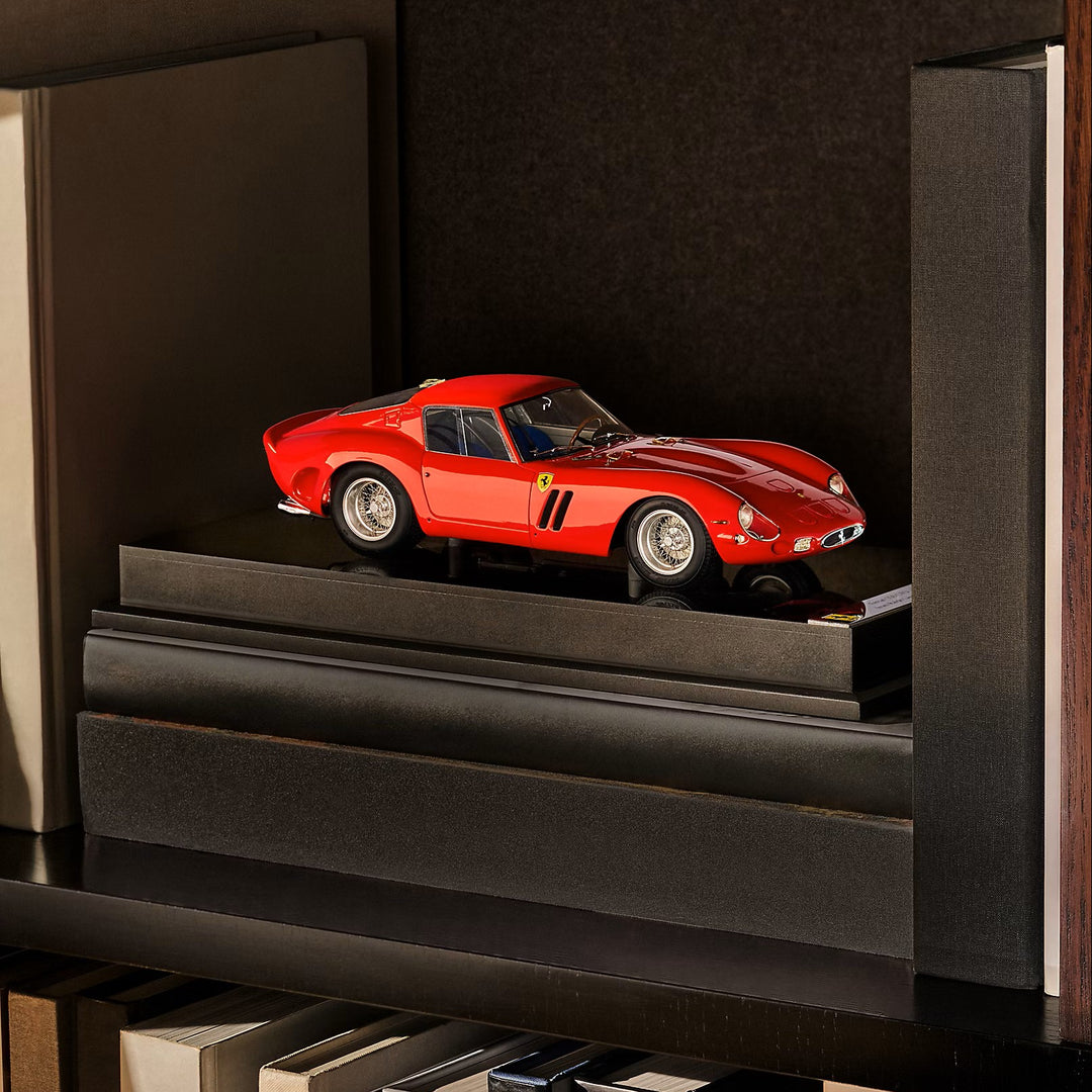 Ferrari 250 GTO 1:18 Scale Model