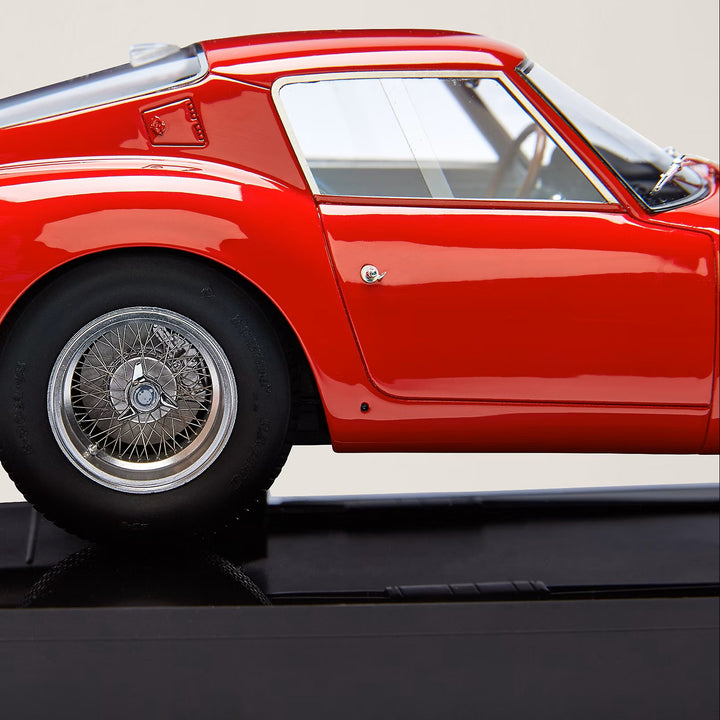 Ferrari 250 GTO 1:18 Scale Model